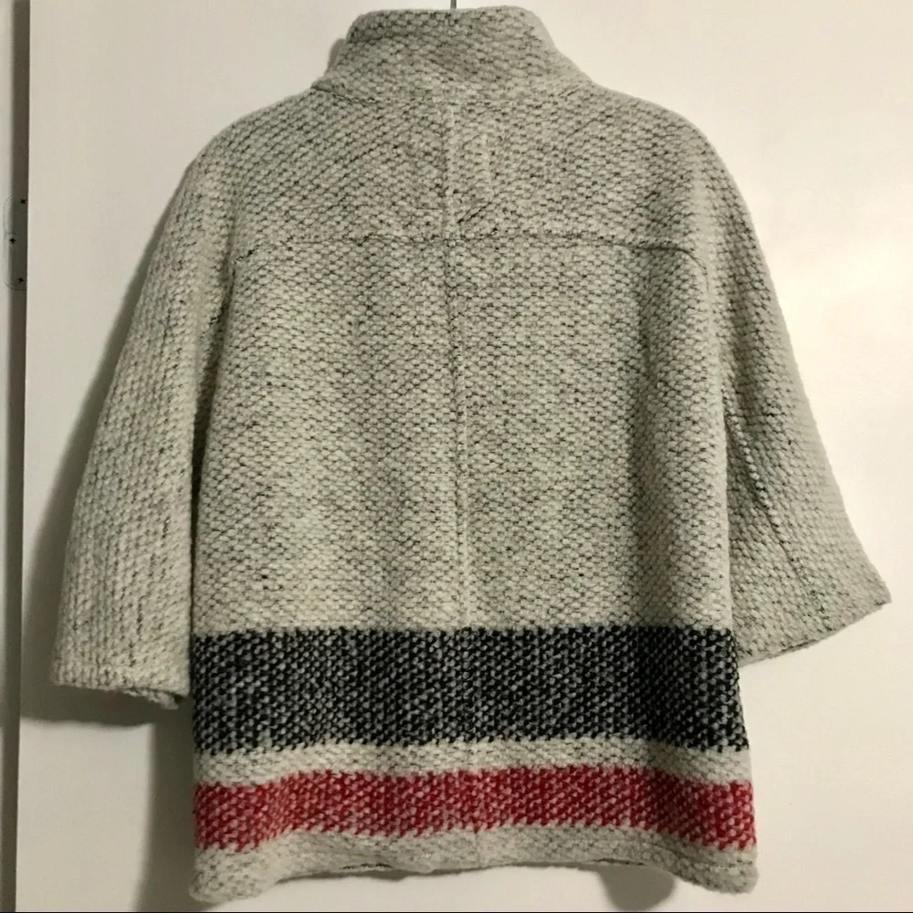GAP Kids Grey Button-Up Knitted Cape Poncho w/ Pockets Size Medium